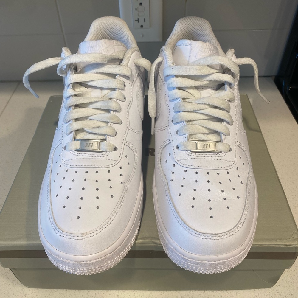 Men’s White Low Top Air Force 1’s Sz 8.5